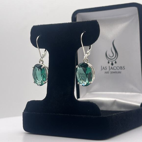 Gorgeous 8ctw Oval Cut Green Quartz Earrings - Picture 3 of 6